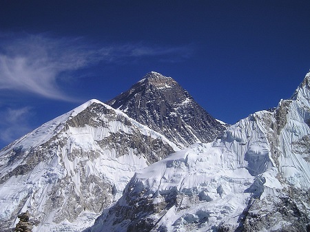 5月29日はエベレスト登頂記念日！その由来を調べました！