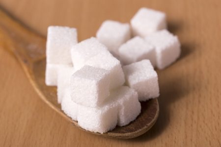 納豆に砂糖をかけると美味しいって本当？地域によっては普通？